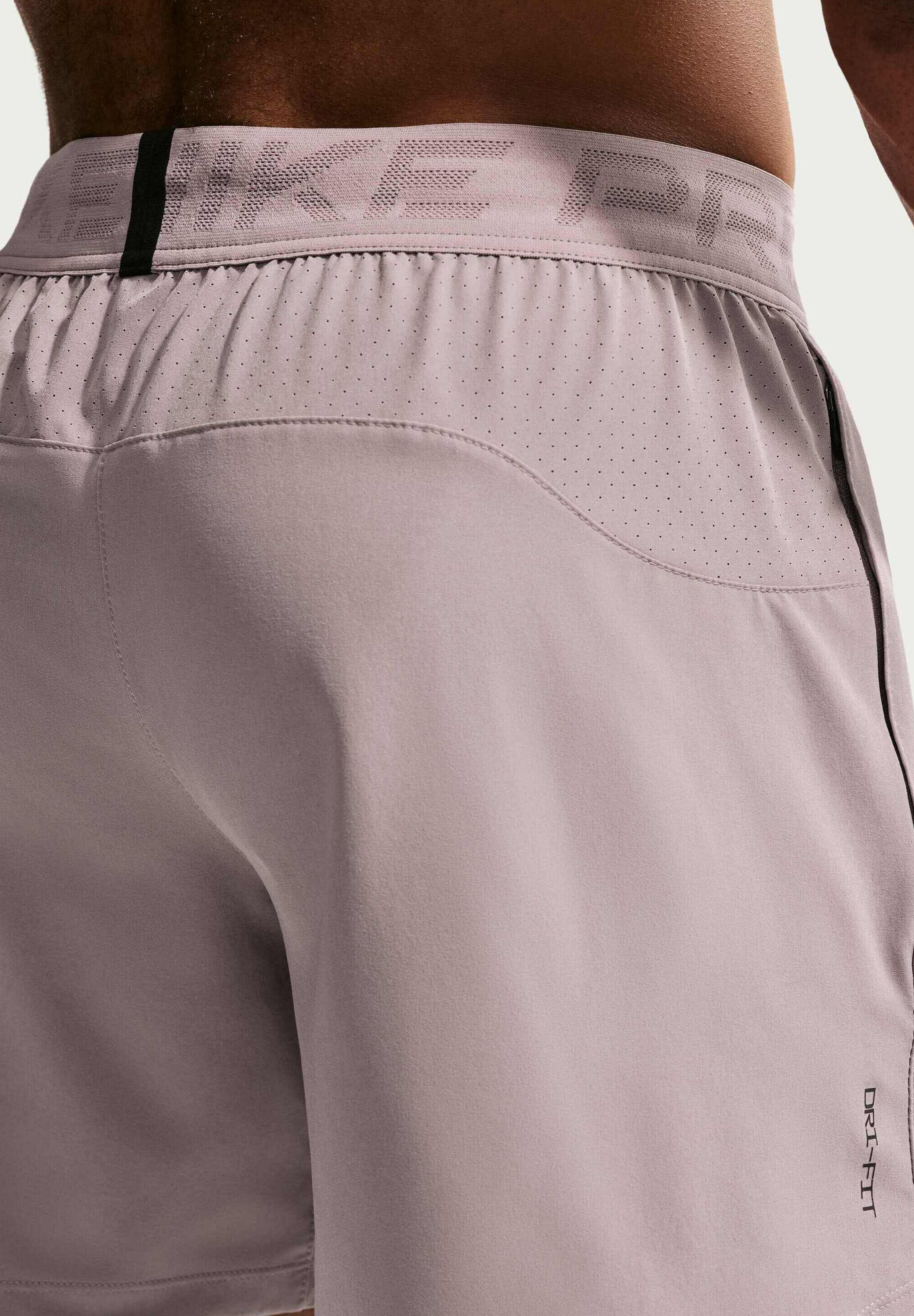Nike Performance SHORT