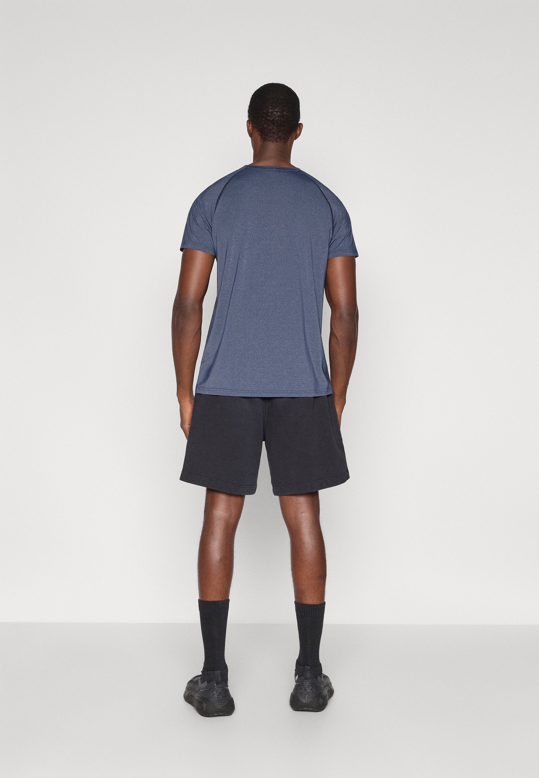 ICANIWILL SWEATSHORTS
