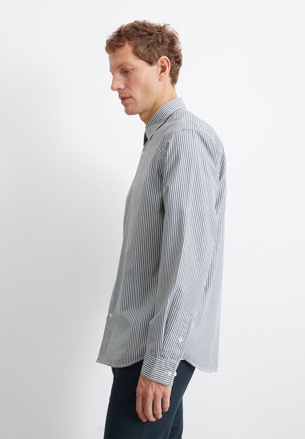 Marc O'Polo KENT COLLAR LONG SLEEVES NO POCKET ROUND HEM