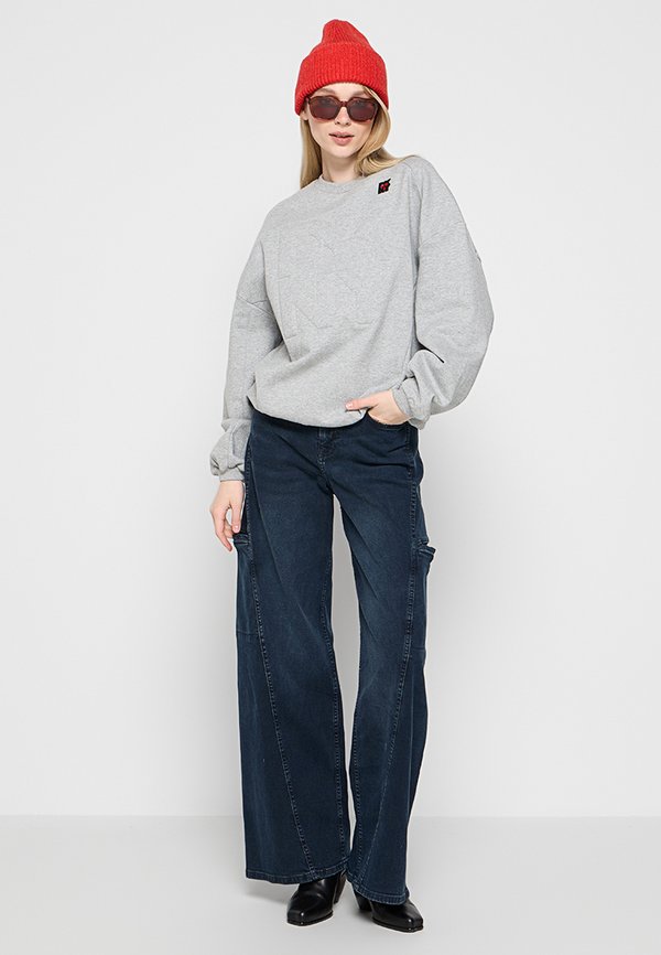 DKNY