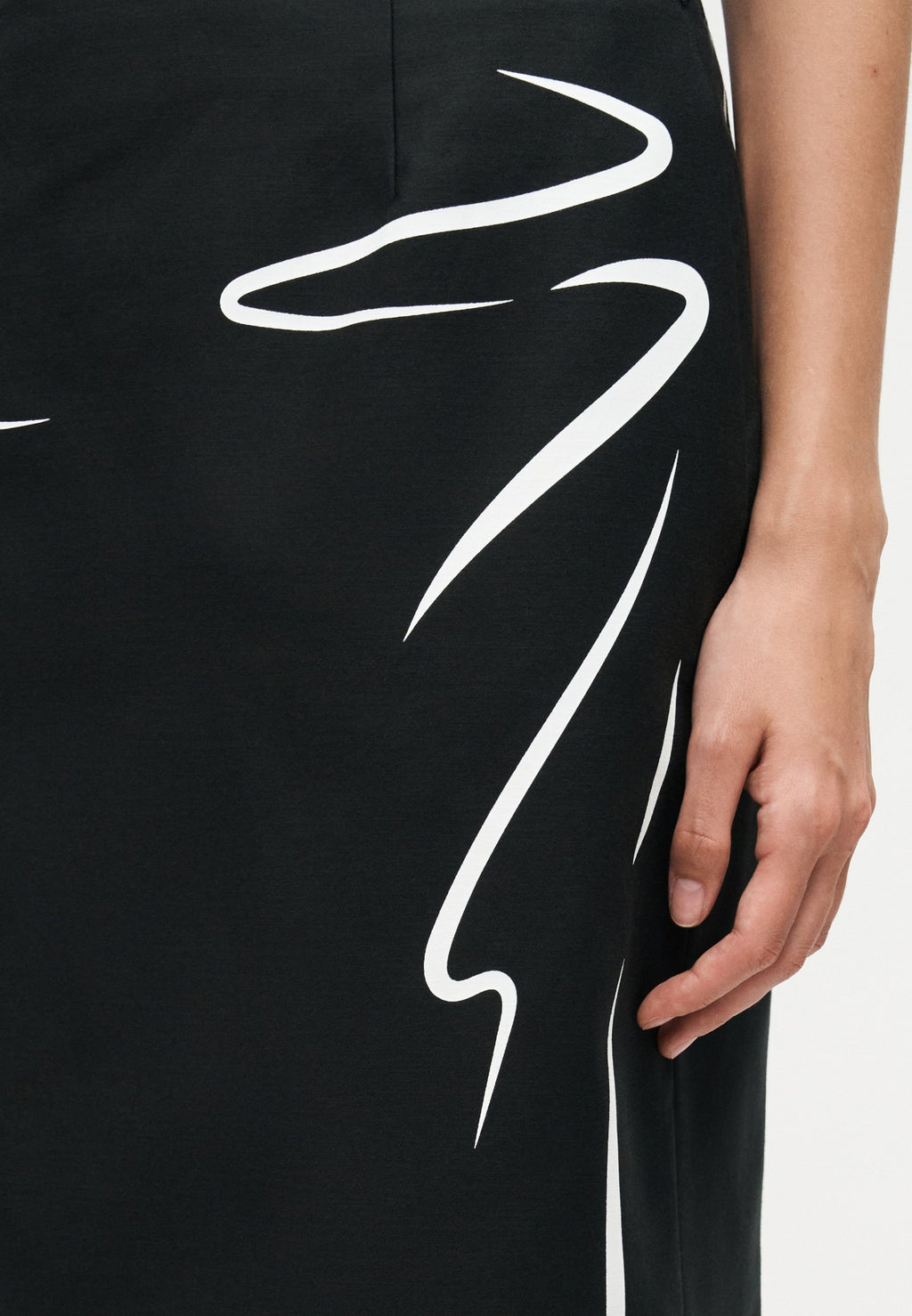 MOSCHINO GONNA