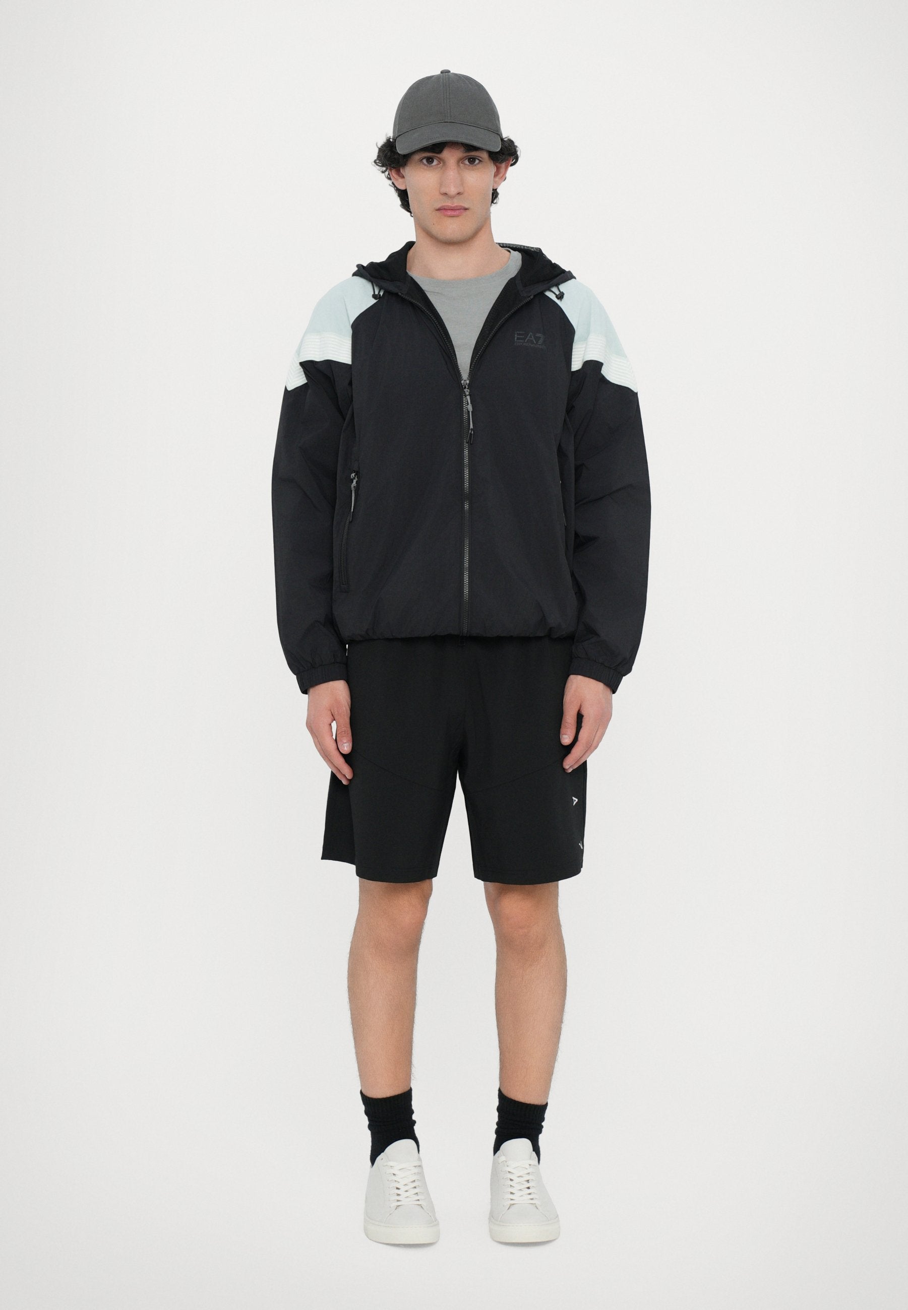 EA7 Emporio Armani Übergangsjacke Media 6