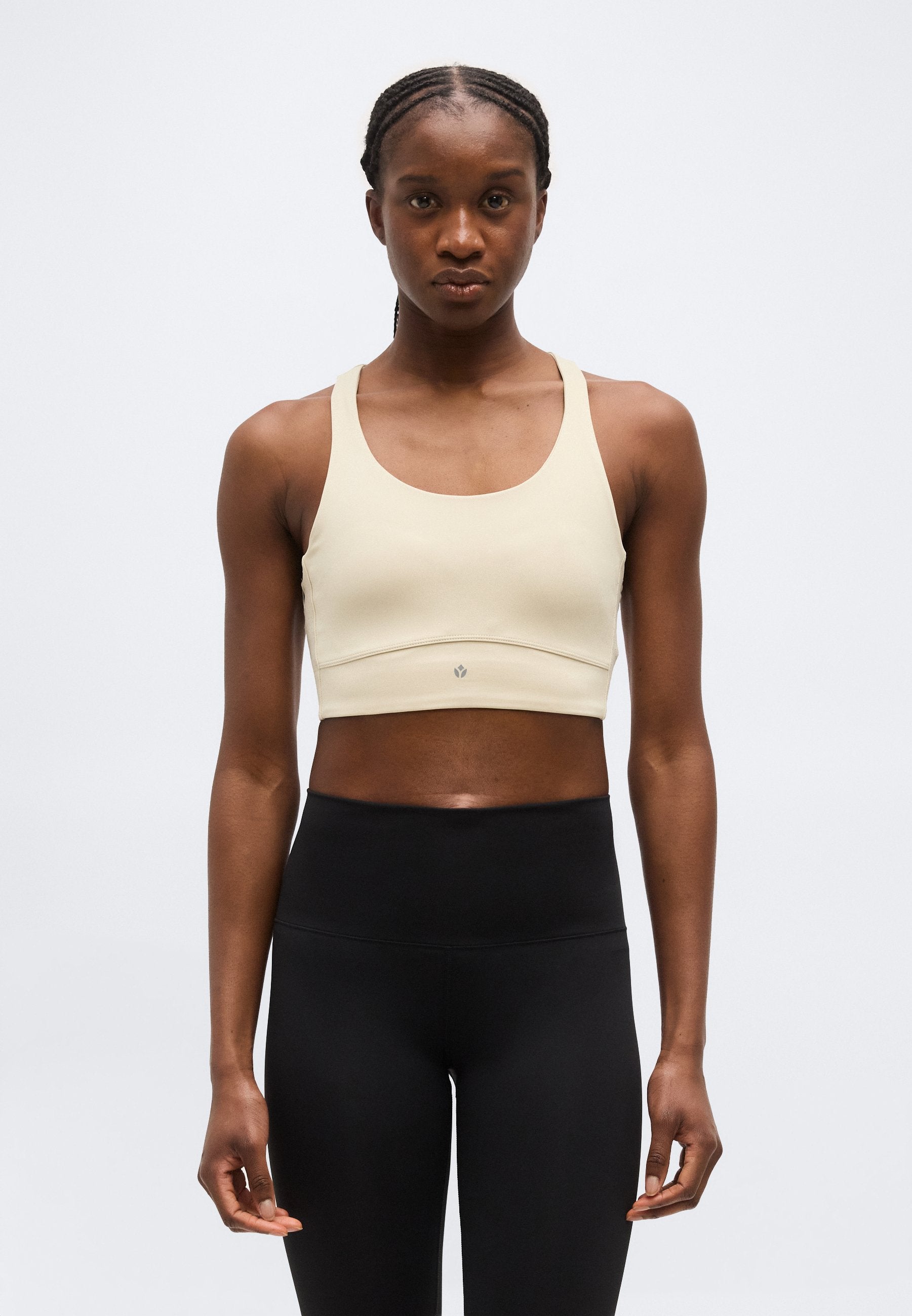 Even&Odd active MEDIUM SUPPORT SPORTS BRA WITH CUT OUT RACERBACK