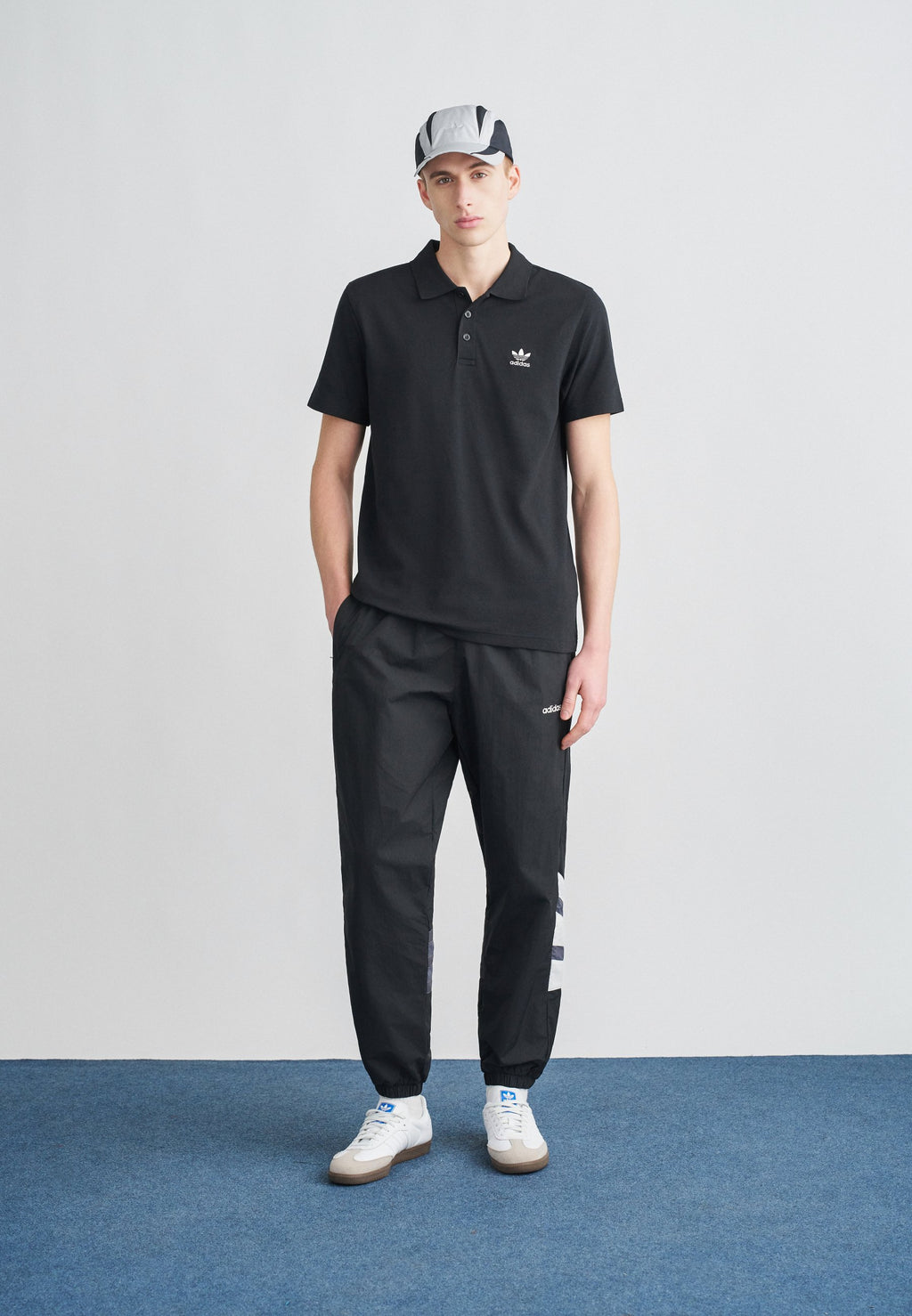 adidas Originals SANTIAGO