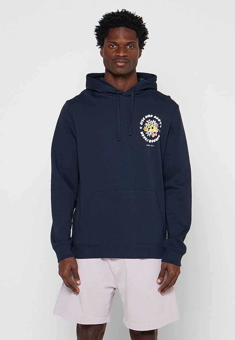 Lyle & Scott