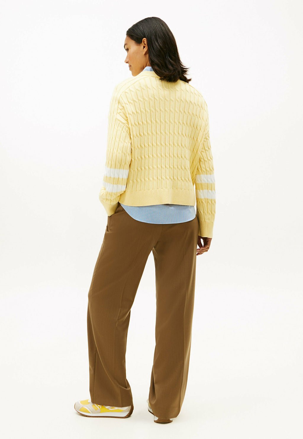 LOGO EMBROIDERY RELAXED CABLE KNIT JUMPER Media 4