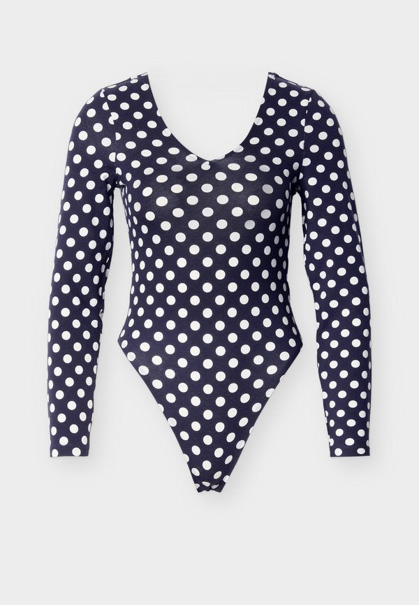 ONLY Petite ONLLIVE LOVE V NECK