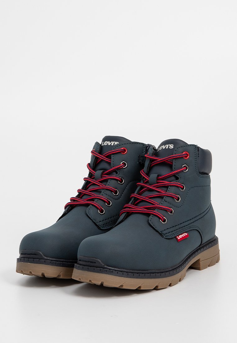 Levi's® NEW FORREST