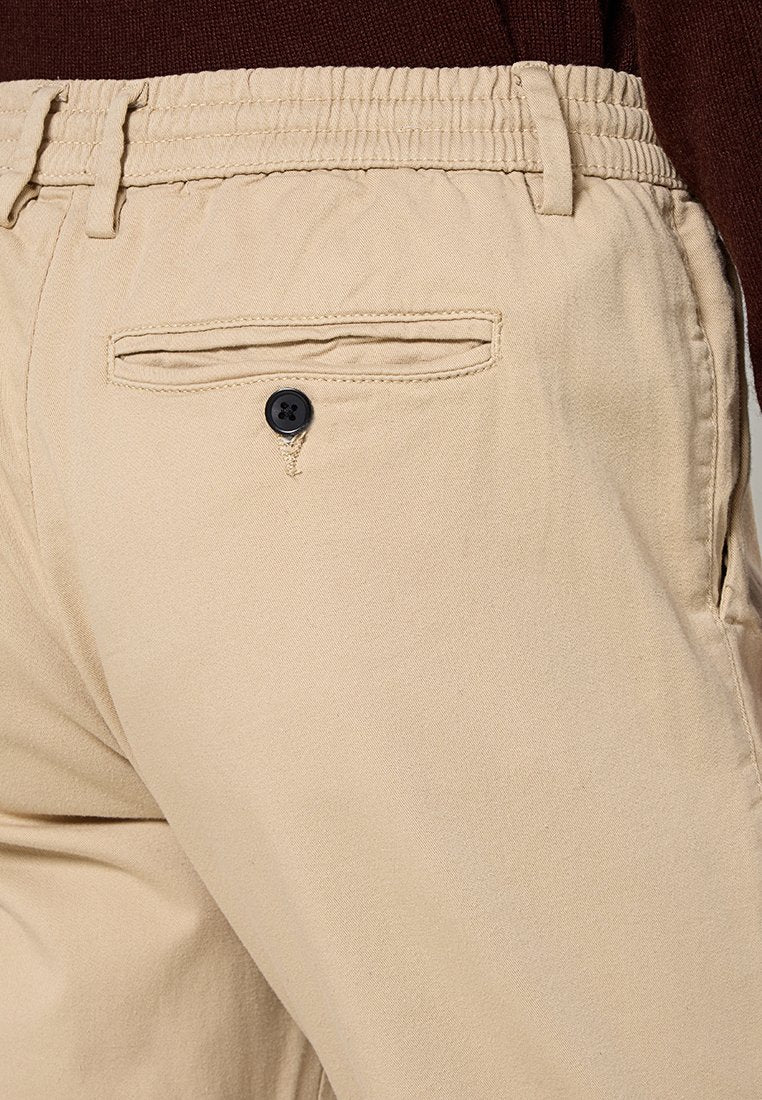Lindbergh Chino Media 5