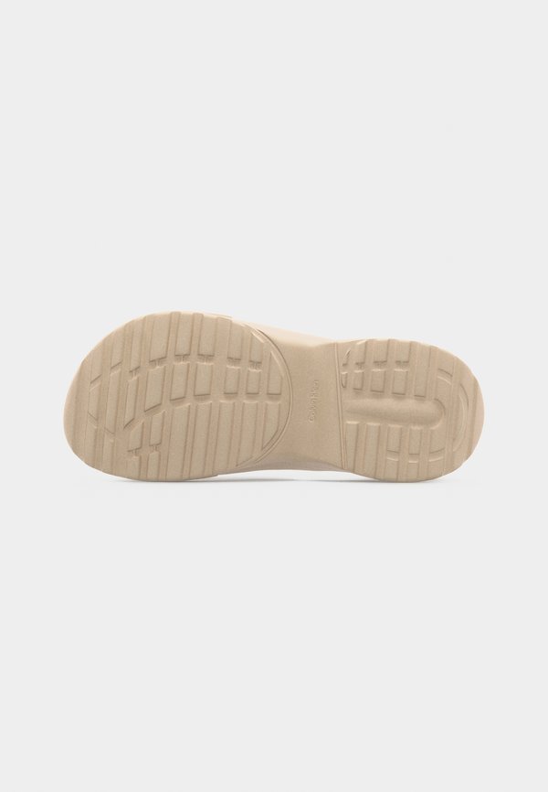Calvin Klein RECOVER RUNNER