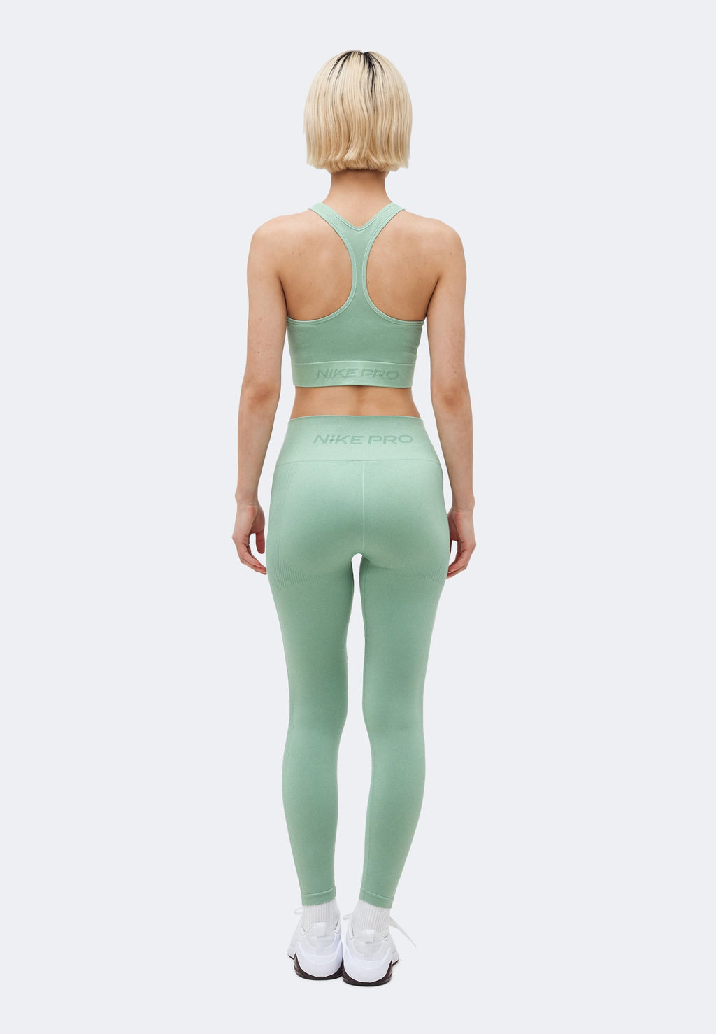 Nike Performance TIGHT