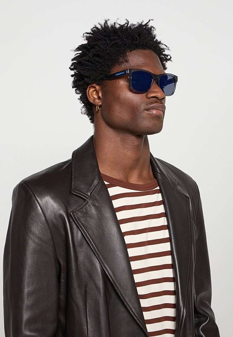 Calvin Klein Jeans Sonnenbrille Media 2