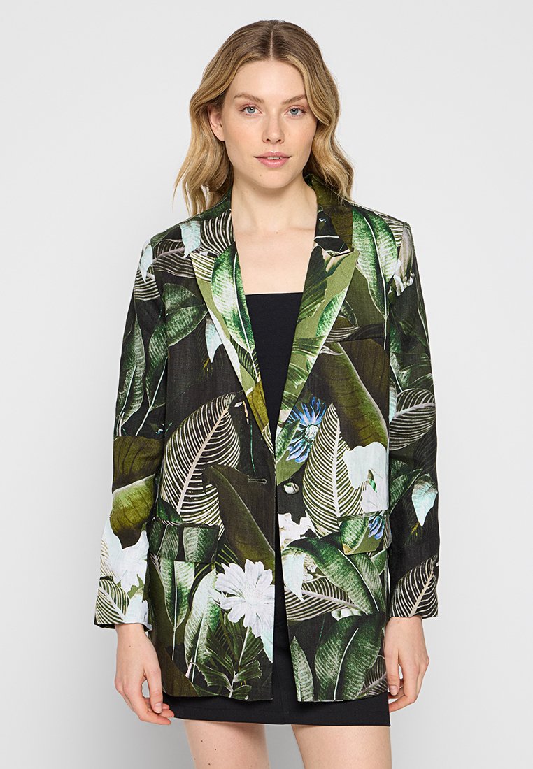 Guess Blazer Media 1