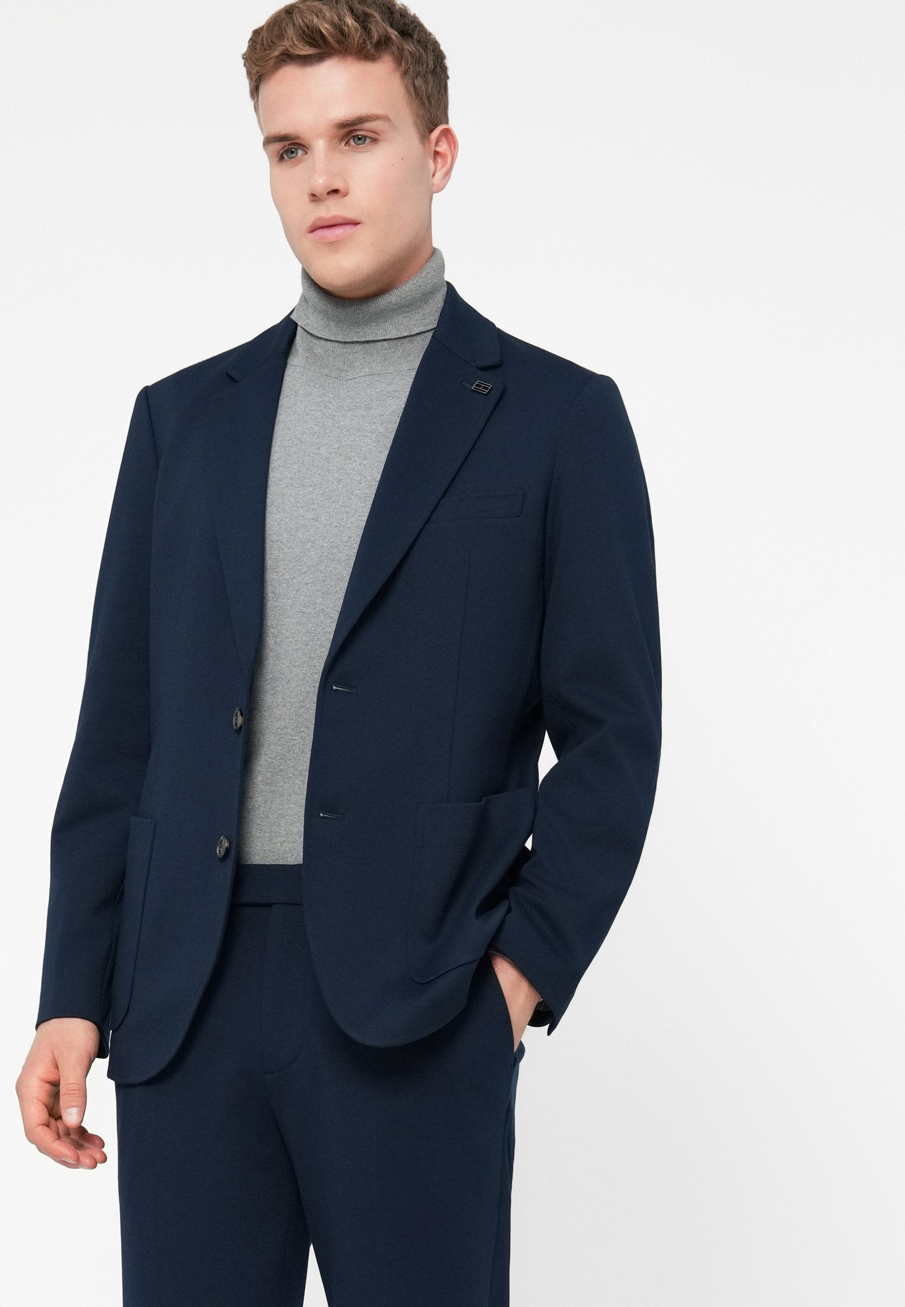 PERFORMANCE SMART CASUAL STRAIGHT LEG TROUSERS Media 5