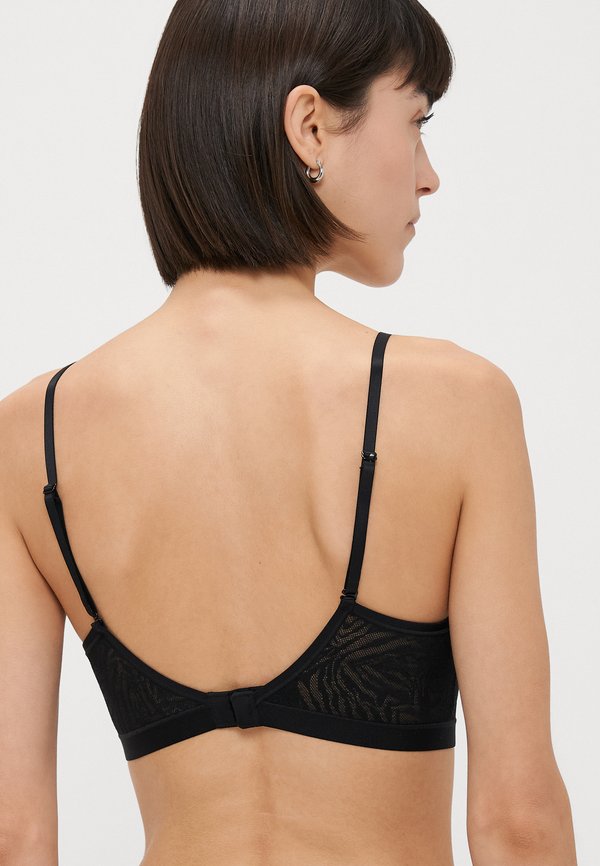 YITTY HOT SCOOP BRALETTE