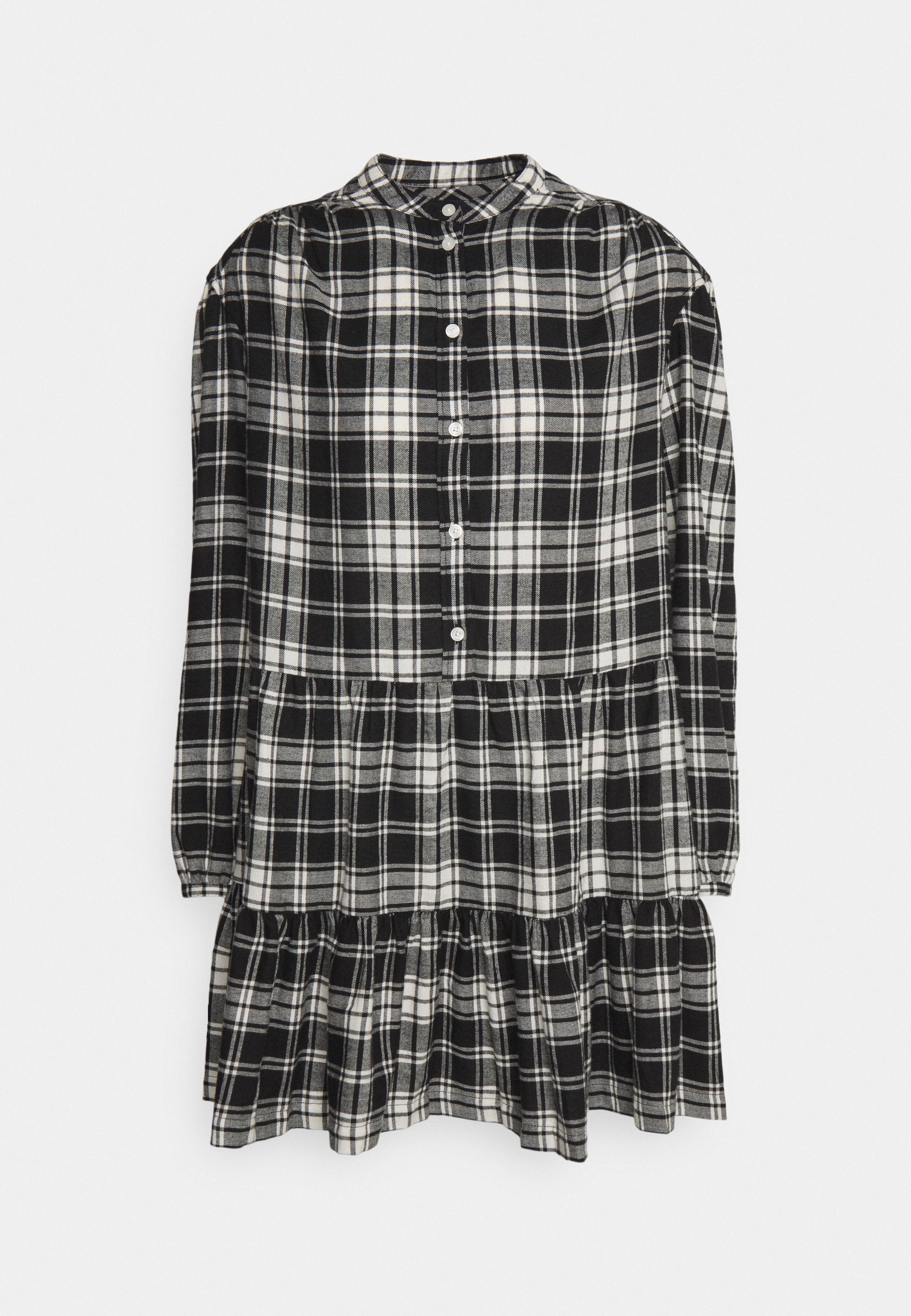 Schwarz-weiße kariert Kleid mit langen Ärmeln, tailliertem Oberteil, Knopfverschluss und gestuftem Rüschensaum. Aus weichem Stoff gefertigt.