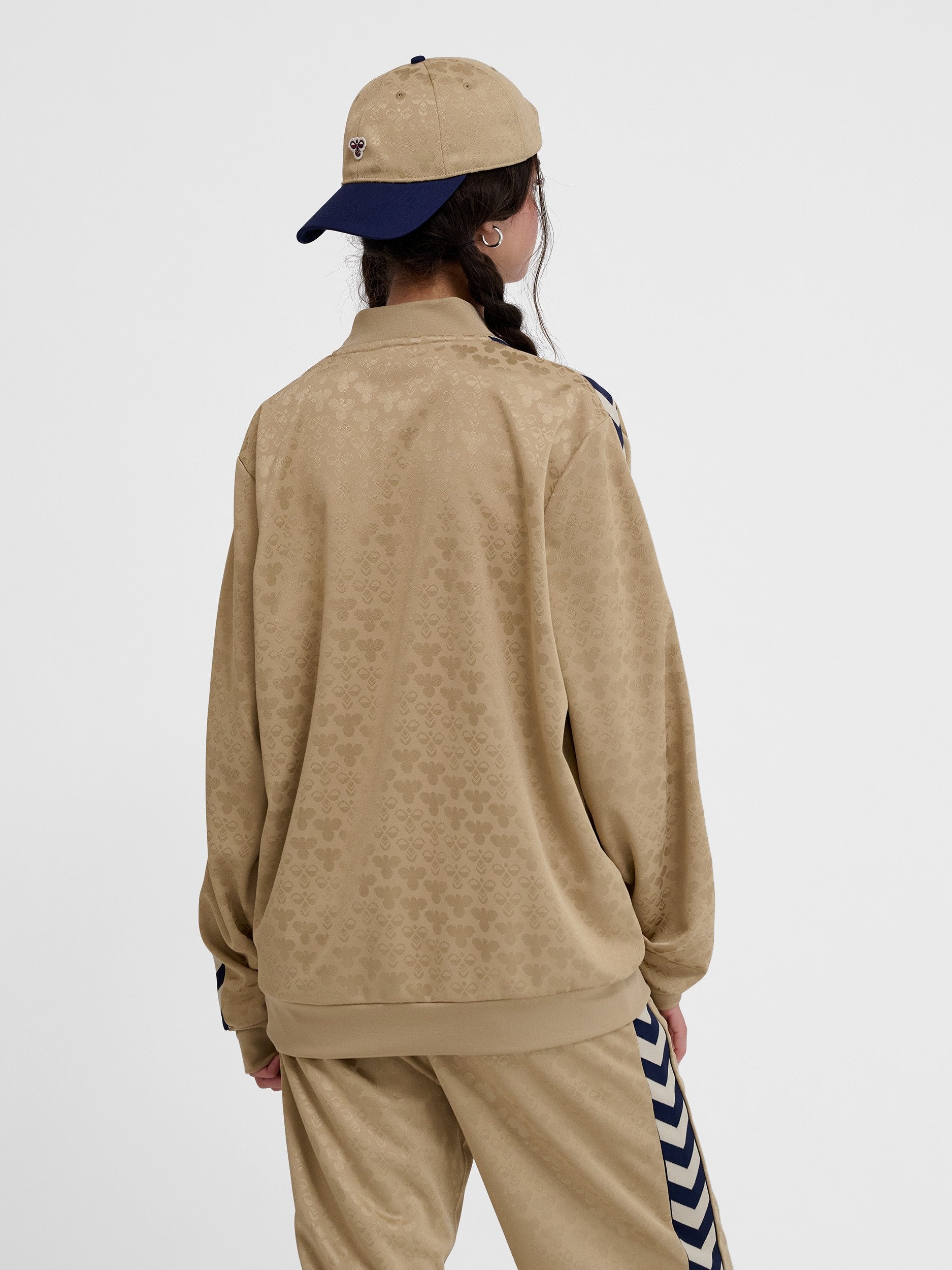 Hummel ARCHIVE REGULAR JACKET