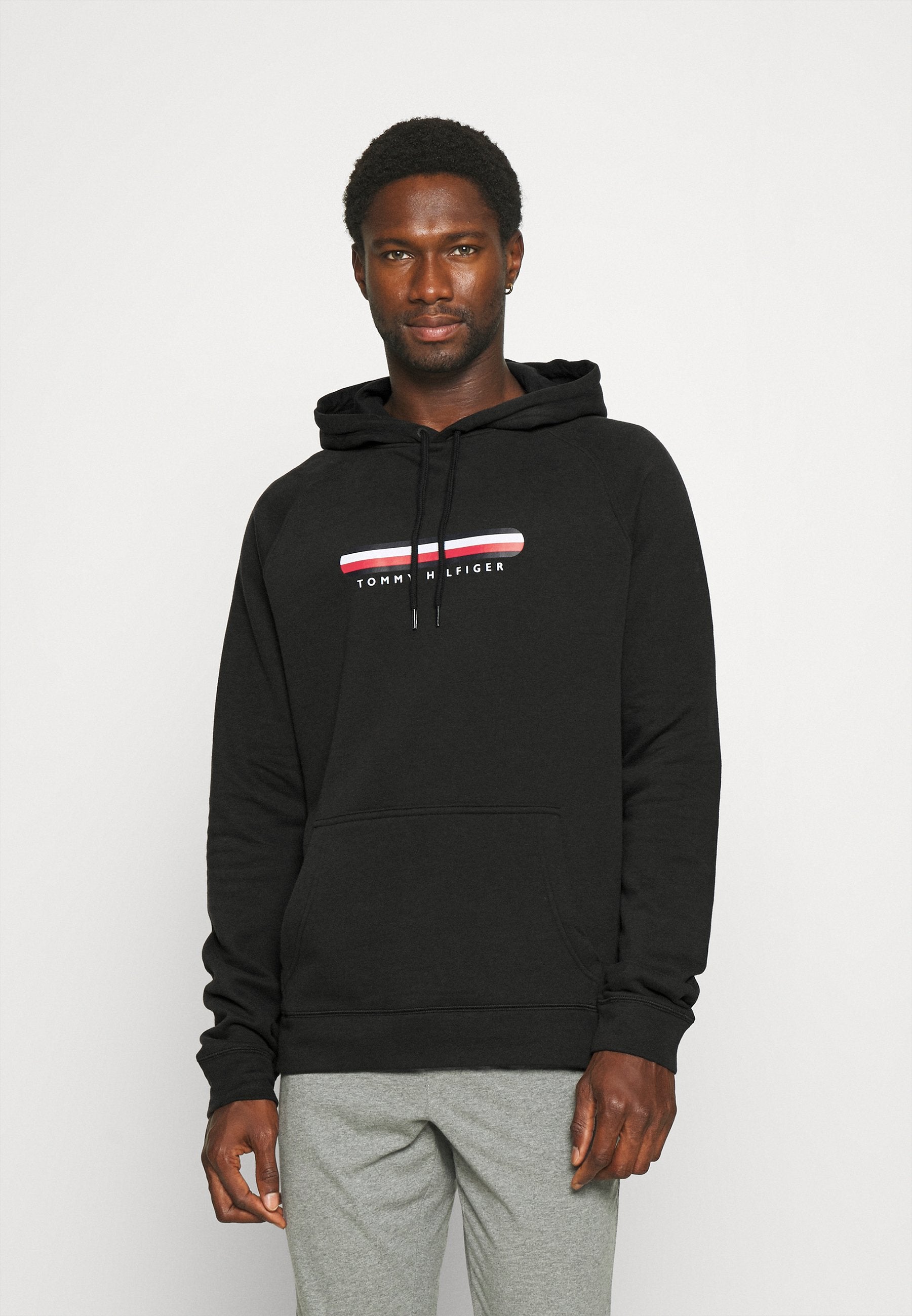 OH HOODIE Media 3