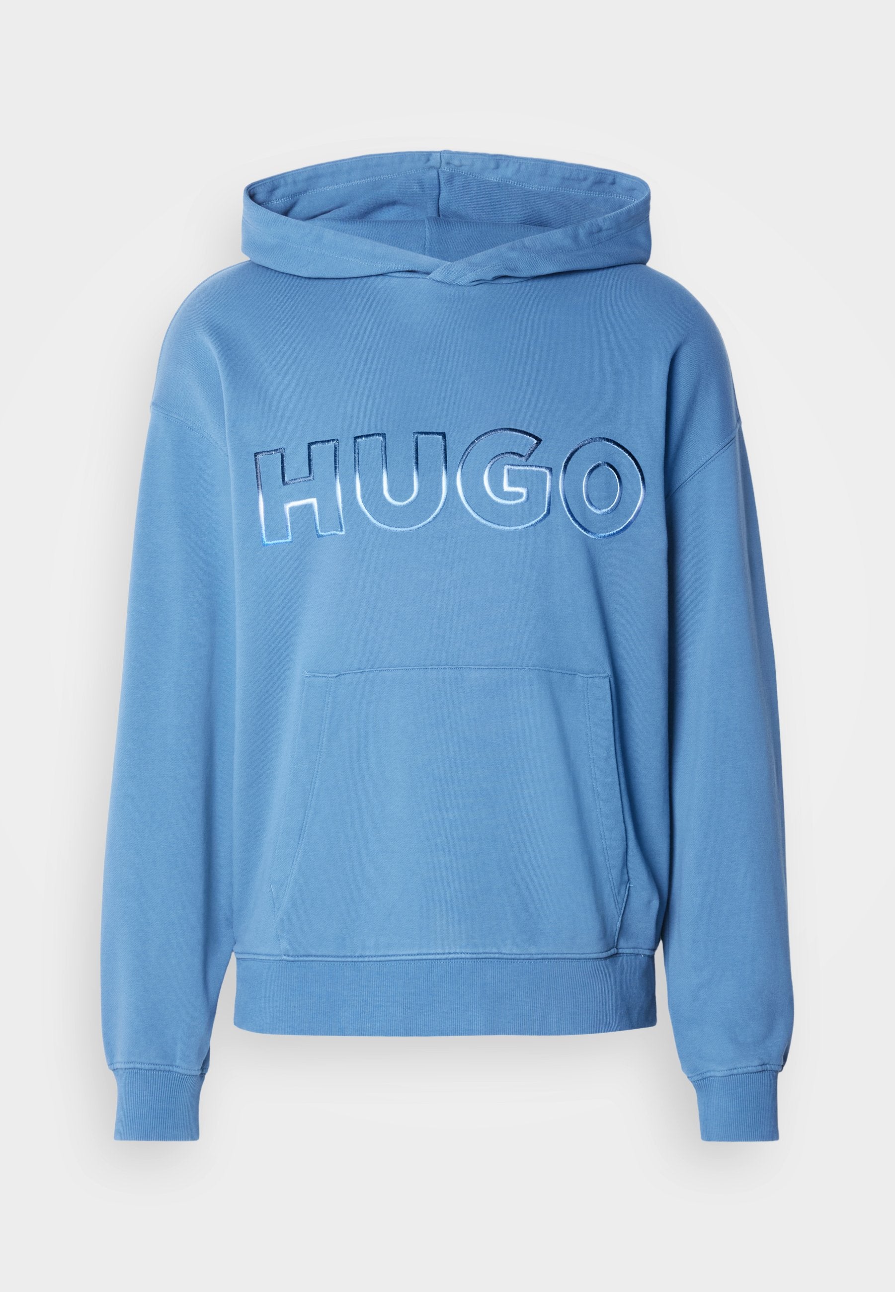 Blaues Kapuzensweatshirt mit einer Fronttasche und dem Wort "HUGO" in erhabenen, glänzenden Buchstaben über der Brust. Hergestellt aus weichem Stoff.