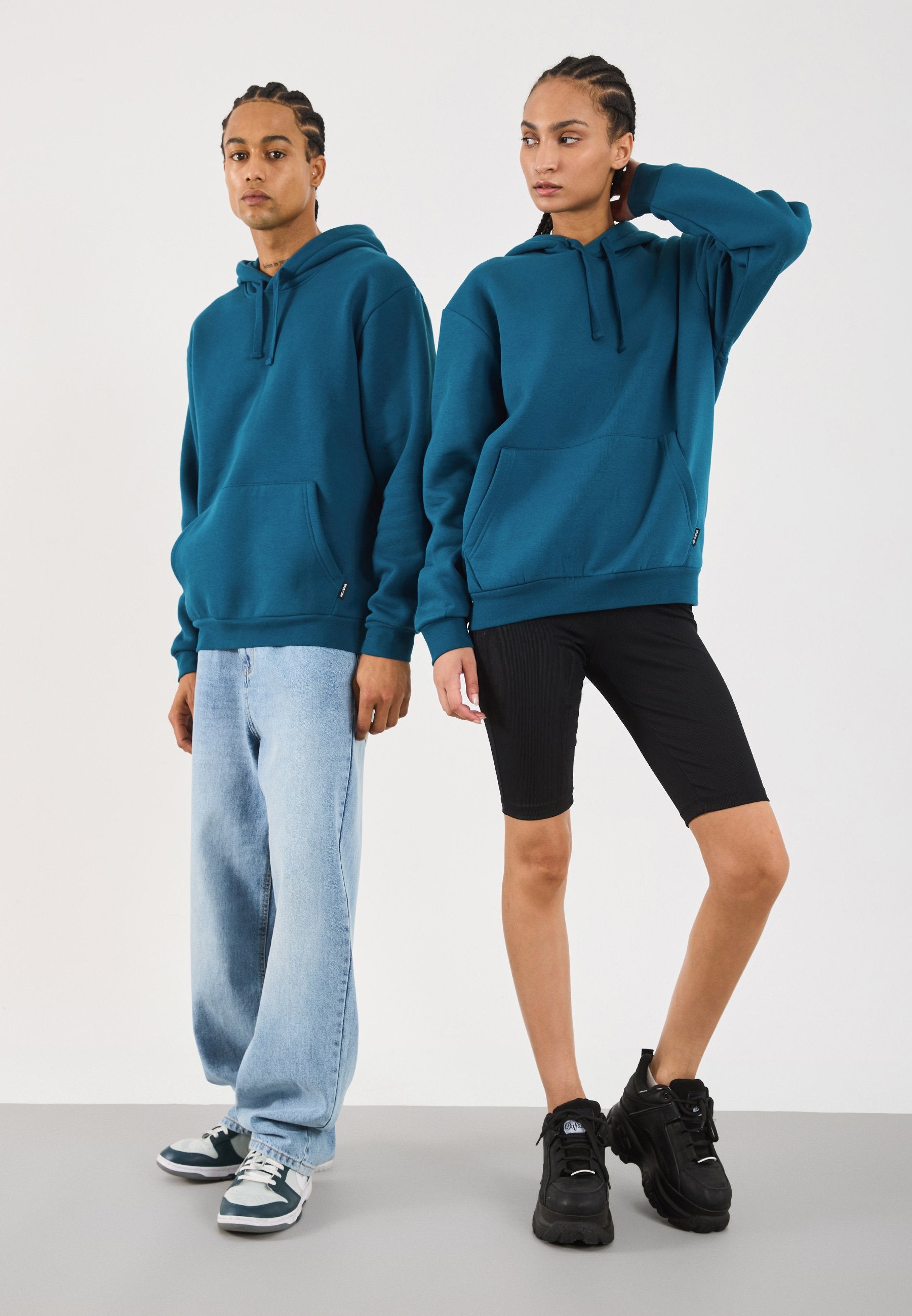 YOURTURN UNISEX RELAXED FIT HOODIE