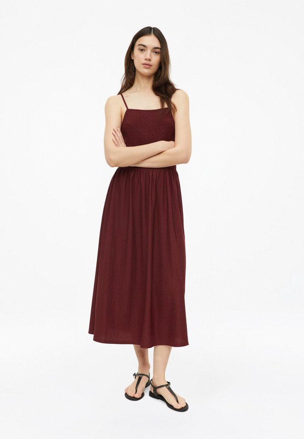s.Oliver KLEID - Jersey dress - bordeaux