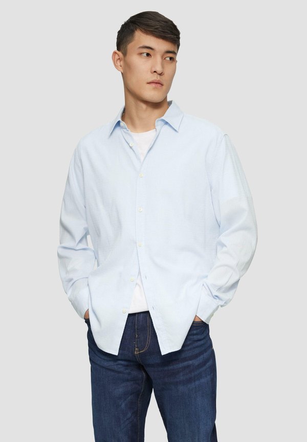 s.Oliver REGULAR MIT STRUKTURMUSTER - Shirt - himmelblau