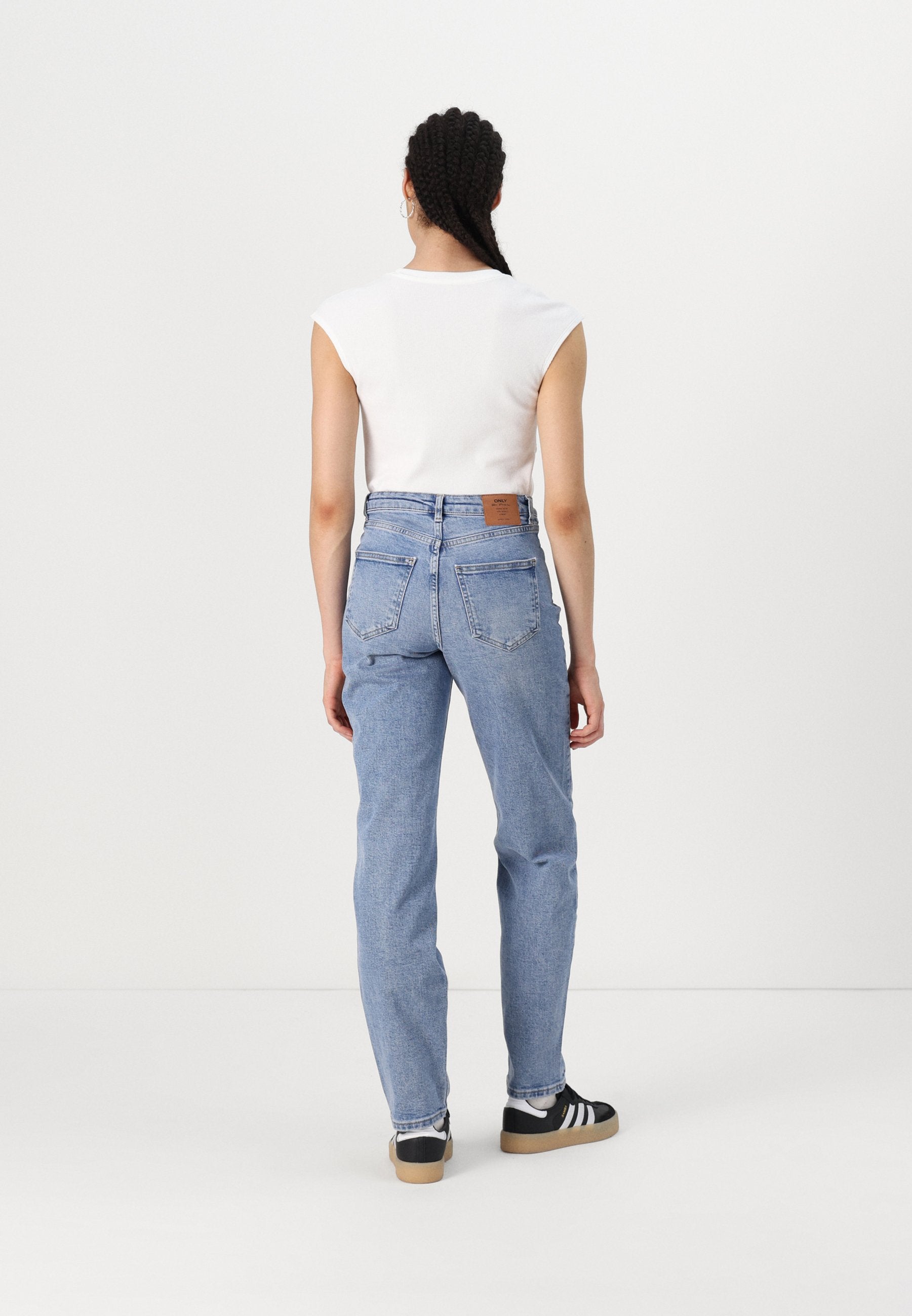 Mom fit ONLJUICY High waist Media 4