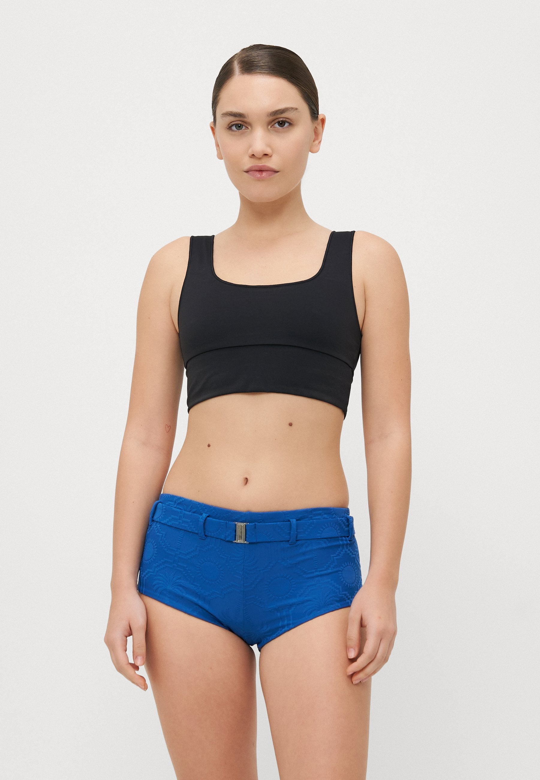 BELTED HOLLYWOOD BOYLEG Media 2