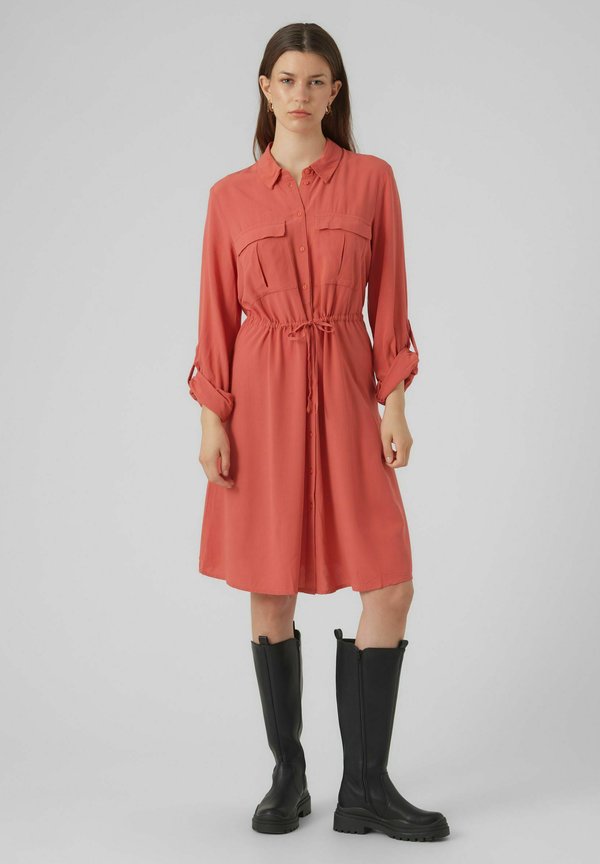 Vero Moda VMVILMA Short - Shirt dress - mineral red