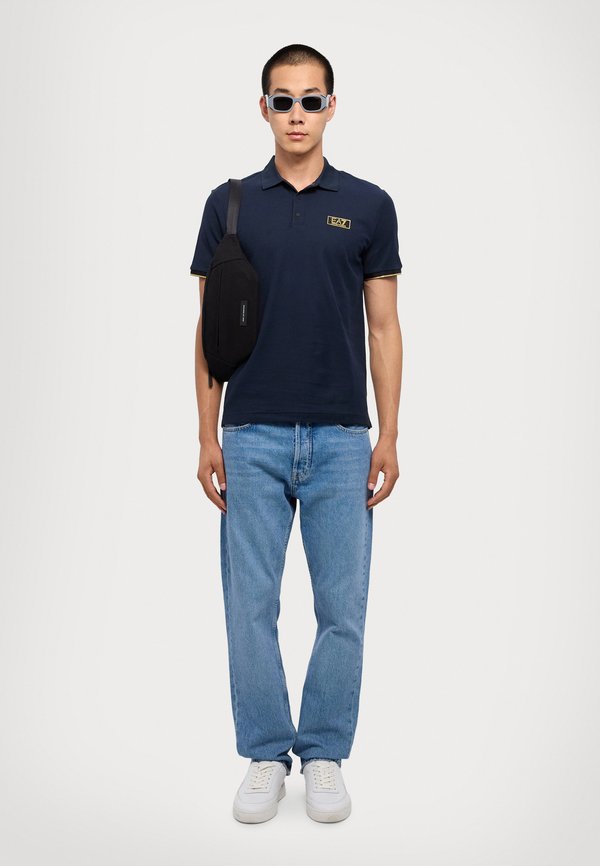 EA7 Emporio Armani
