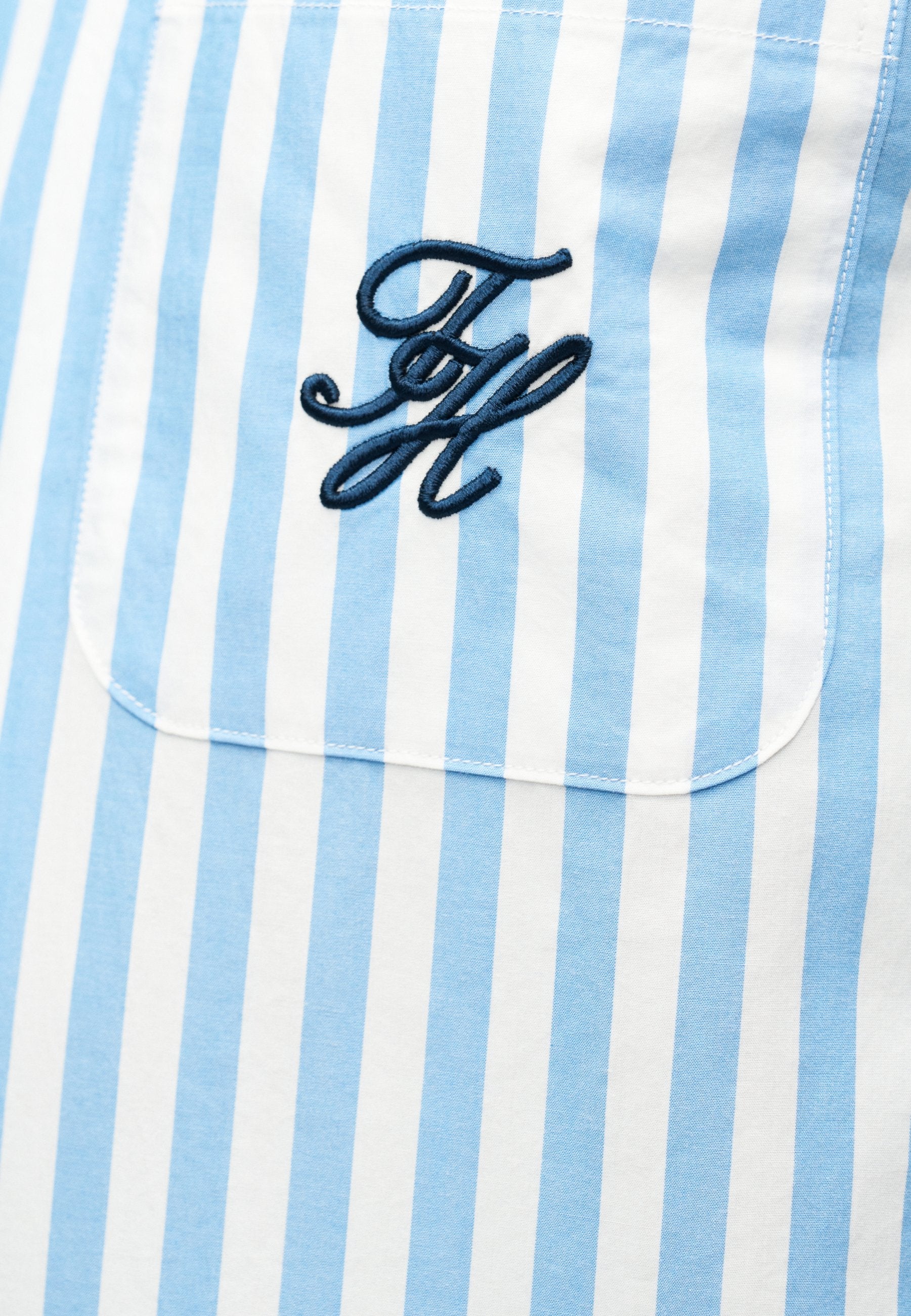 REGULAR FIT PAPER TOUCH SHORT SLEEVE SHIRT Media 6