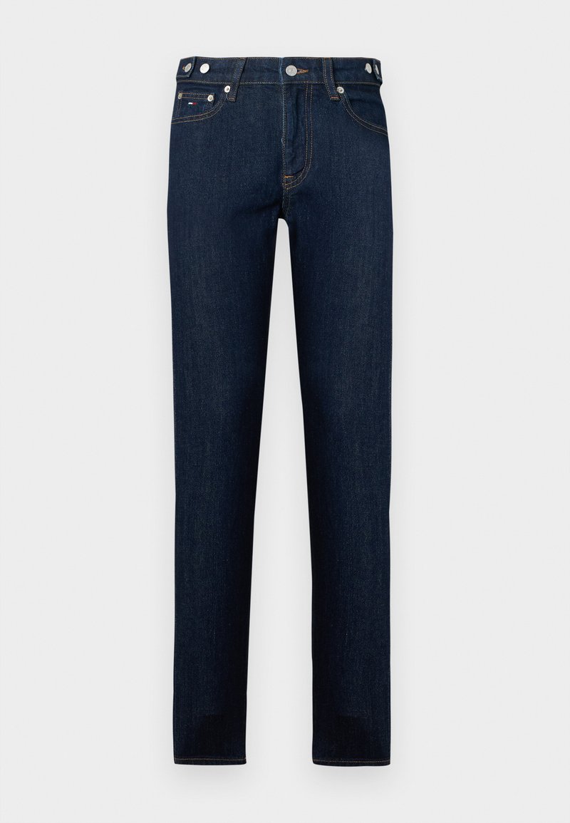 Dunkelblaue Jeans aus Denim mit geradem Schnitt, silberner Hardware, fünf Taschen und kontrastierenden orangefarbenen Nähten.