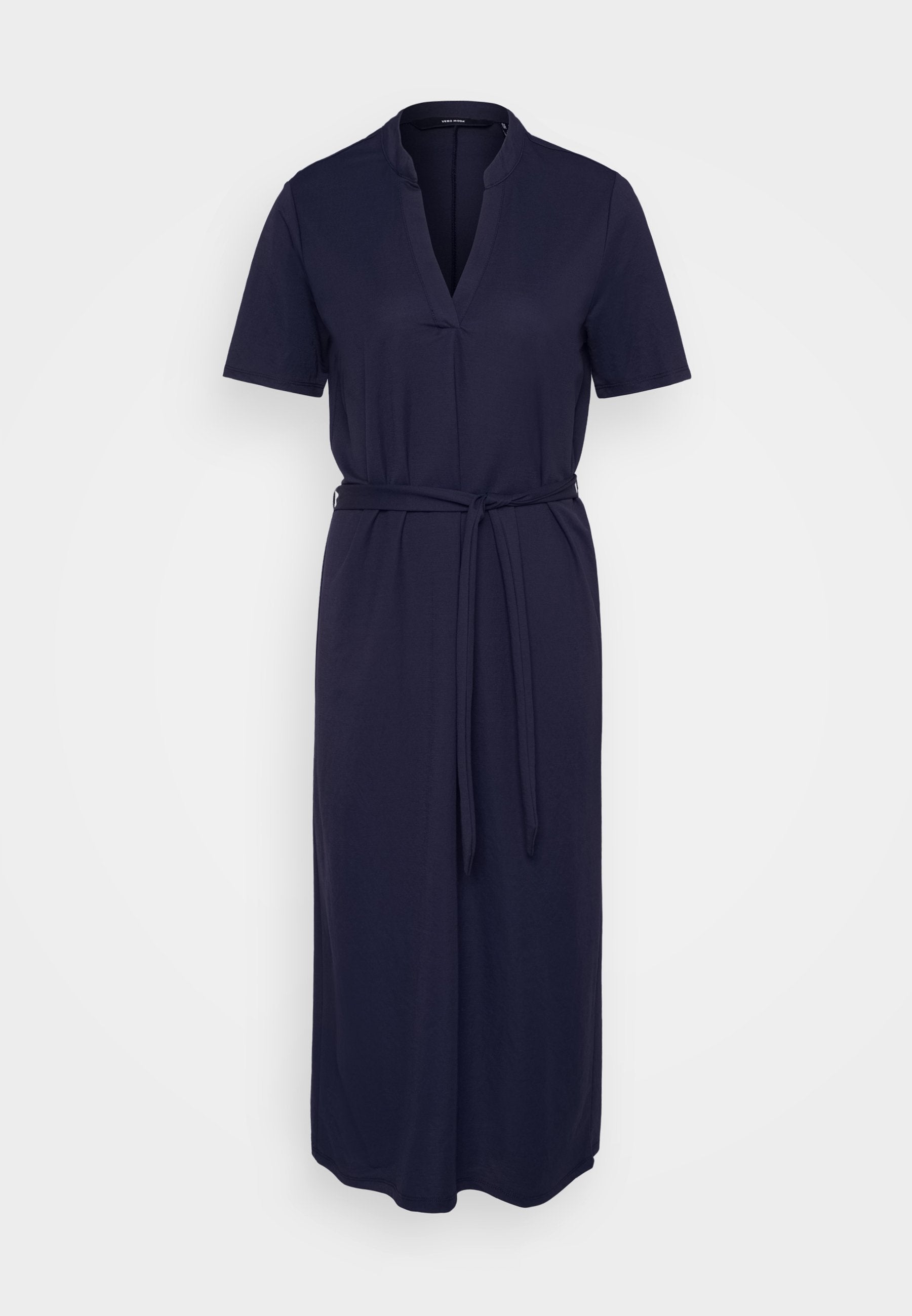 Navyblaues Midikleid mit kurzem Kragen, kurzen Ärmeln und einem gebundenen Taillengürtel. Hergestellt aus weichem Stoff mit glatter Textur. Einfaches Design.
