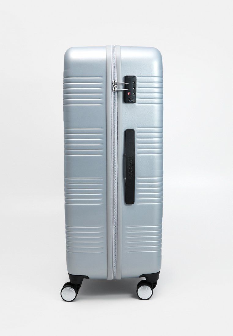 American Tourister SPINNER