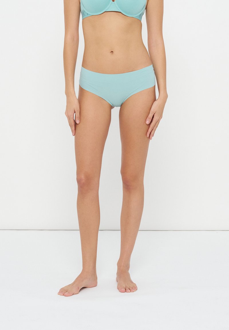 DKNY Intimates Hipster Media 1