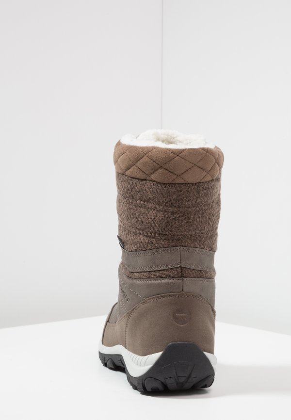 HI-TEC RIVA WP