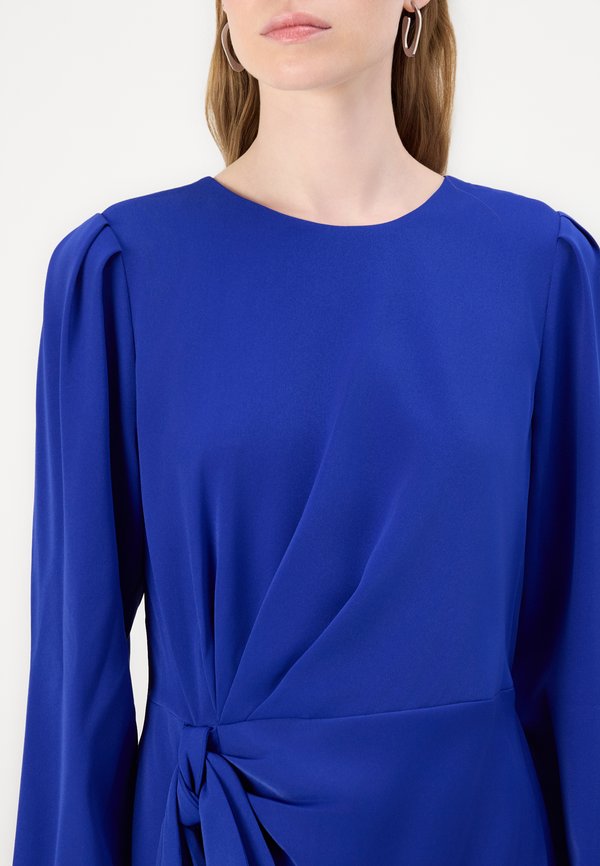 DKNY SIDE KNOT