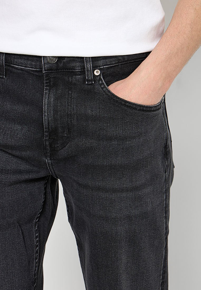 7 for all mankind