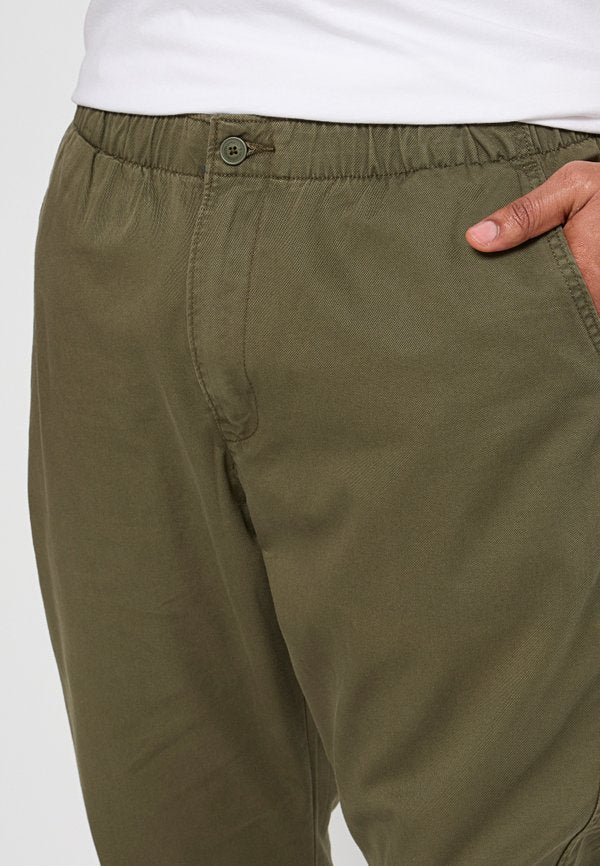 Levi's® Plus TAPERED FIT
