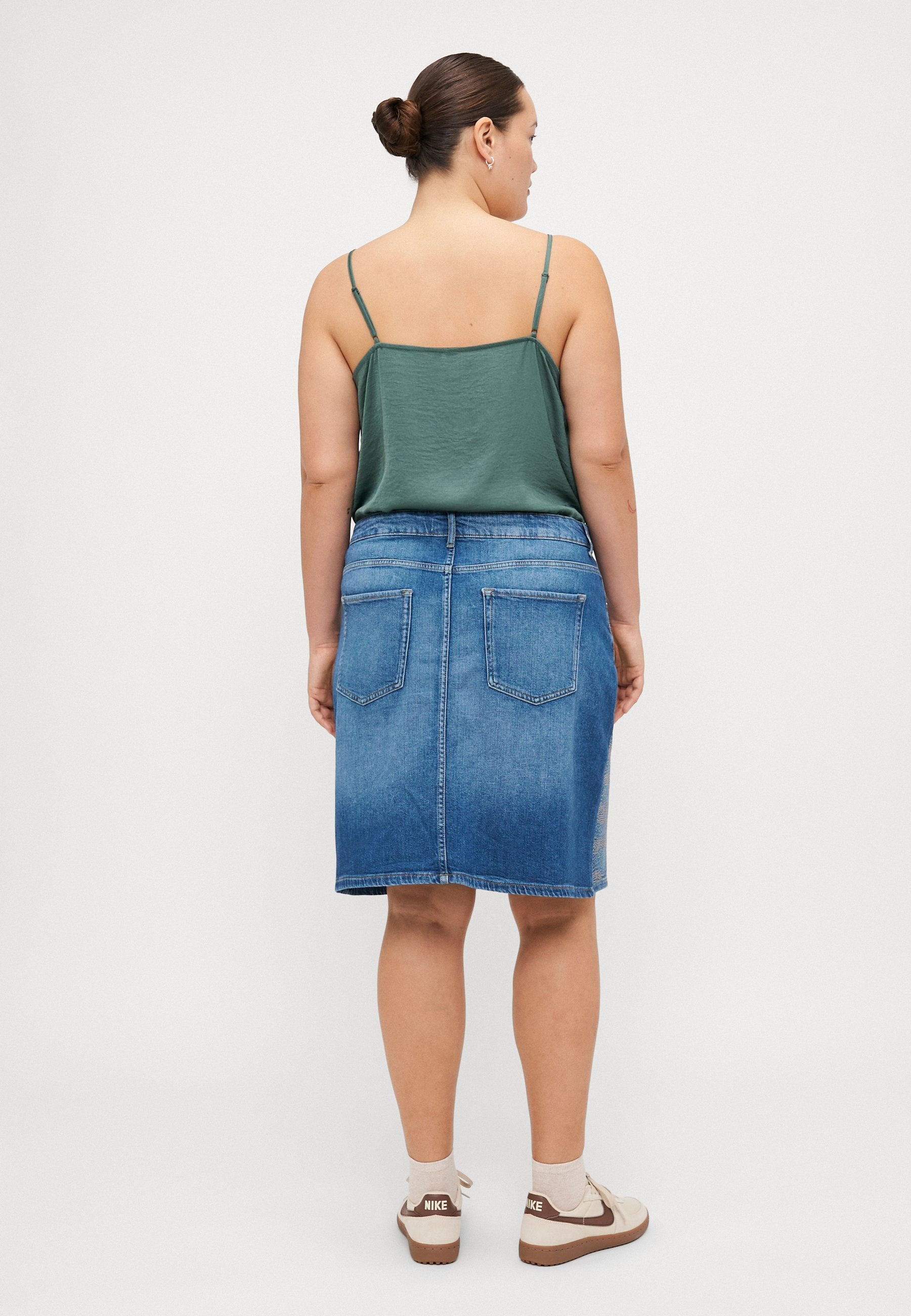 Denim CARSTELLA Rhinestone Denim Media 4