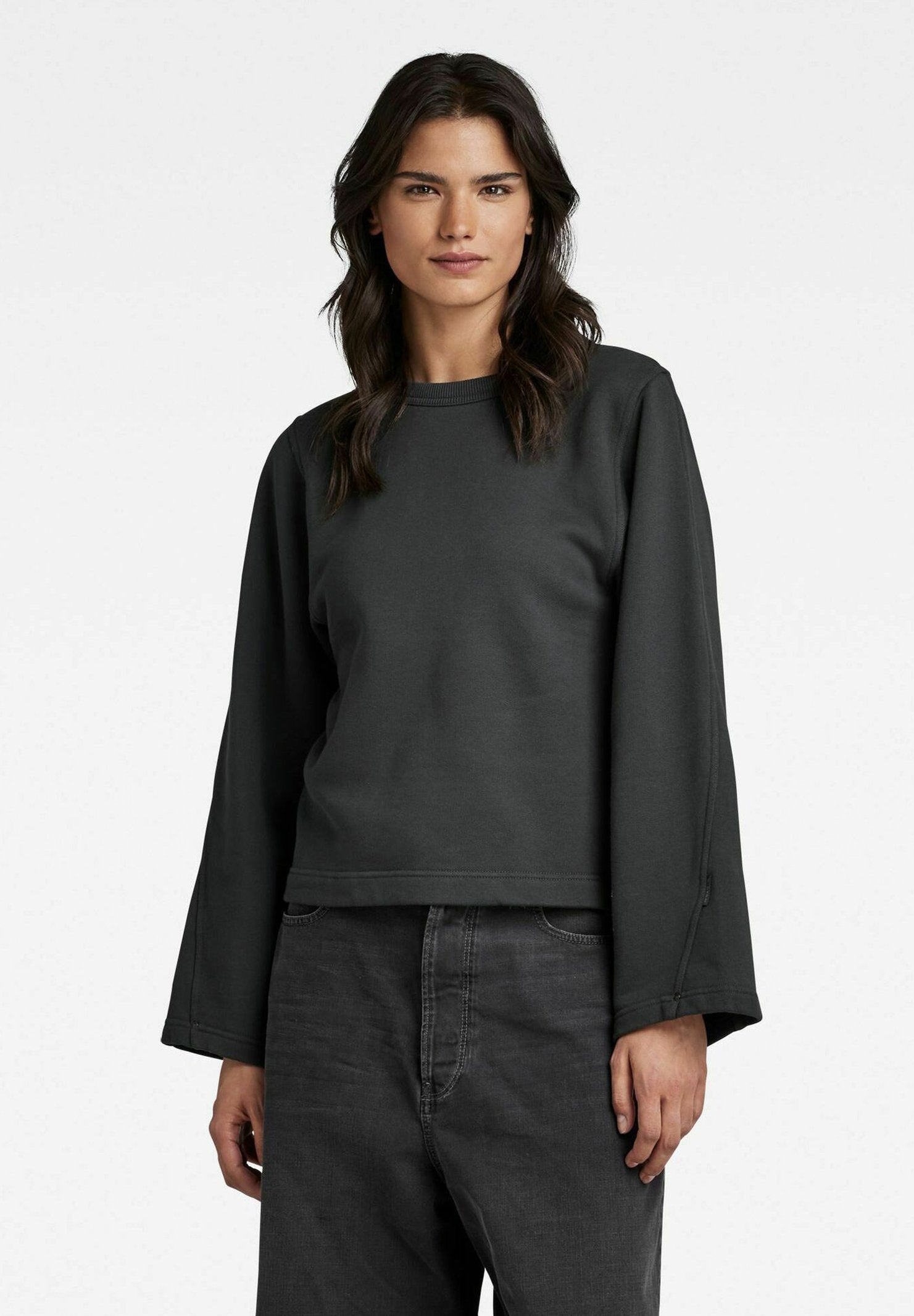ADJUSTABLE SLEEVE CROPPED SW Media 2