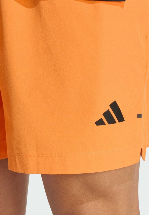 adidas Performance D4T ESSENTIALS
