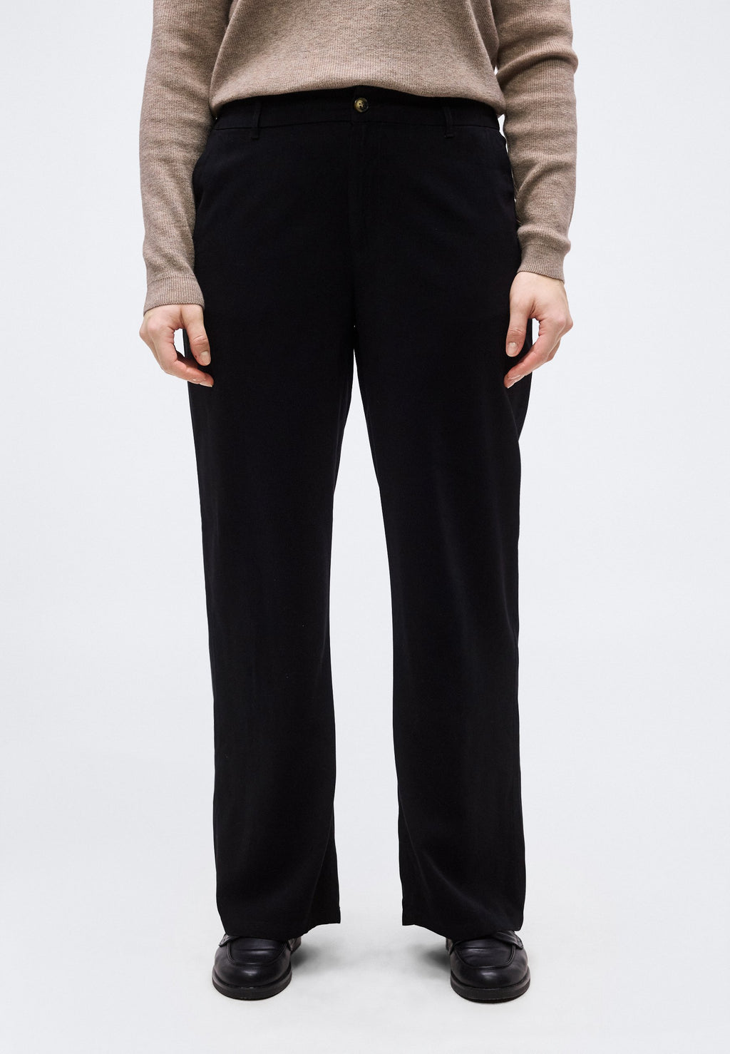 ONLY Carmakoma CARARIS Straight Fit