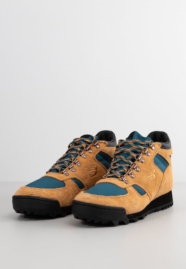 New Balance URAINV1