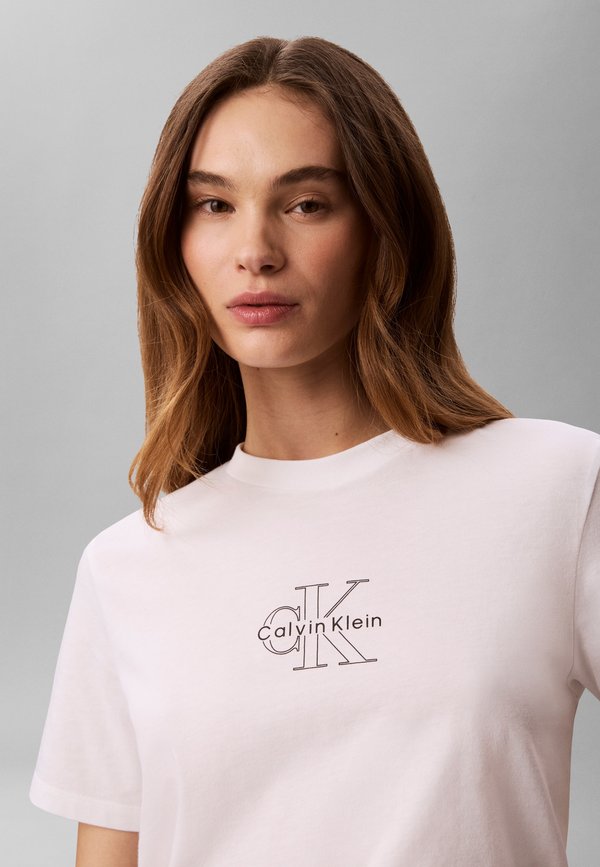 Calvin Klein Jeans CLASSIC SEASONAL MONOLOGO TEE