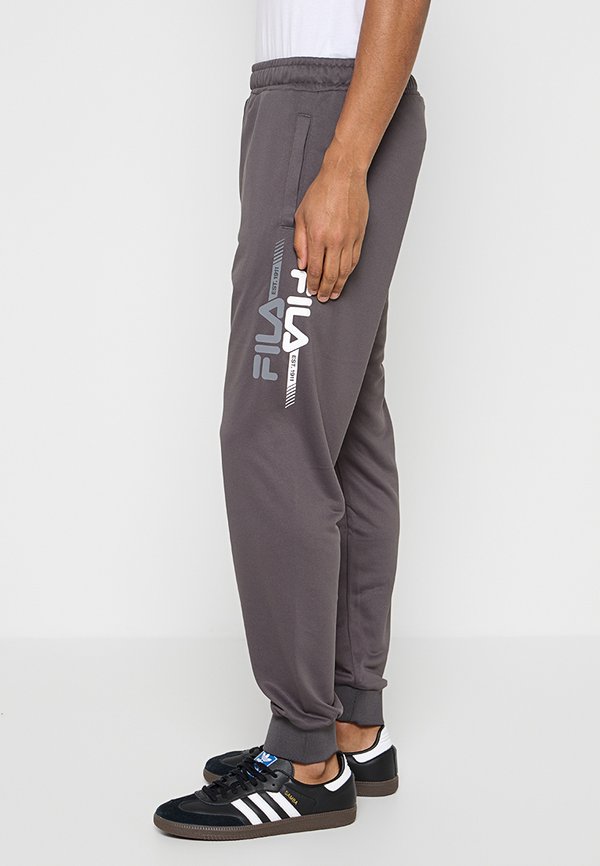 Fila MANTA