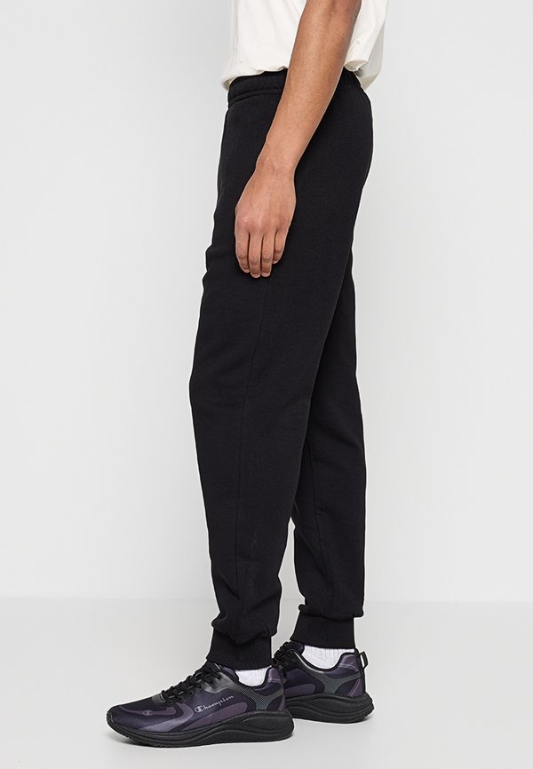 Fila RELAXED FIT