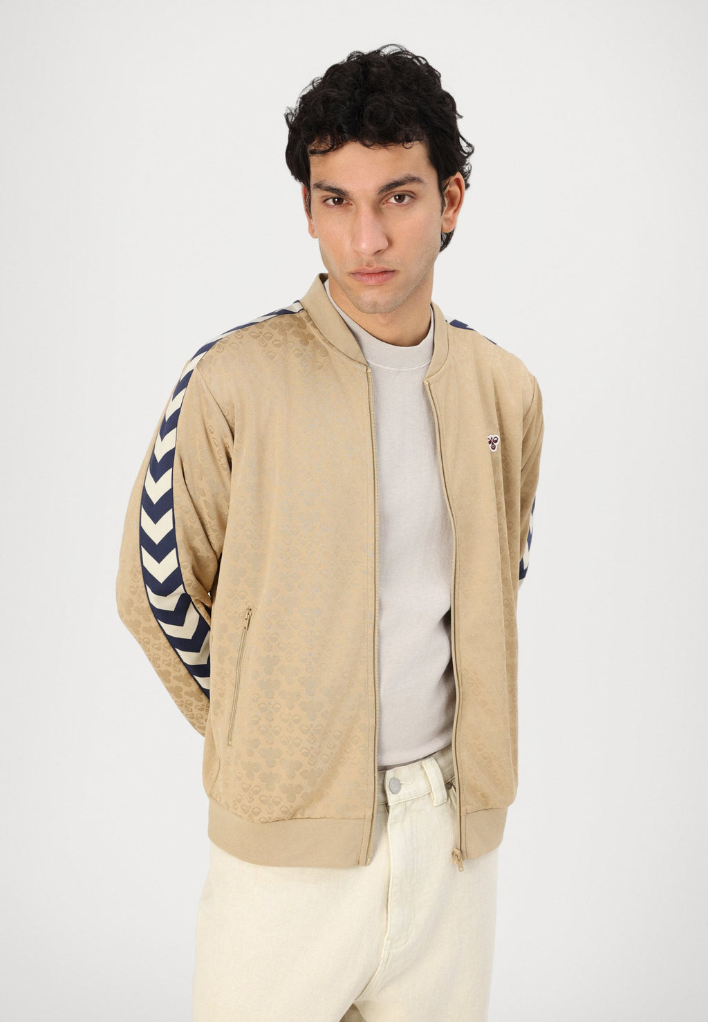 Hummel ARCHIVE REGULAR JACKET
