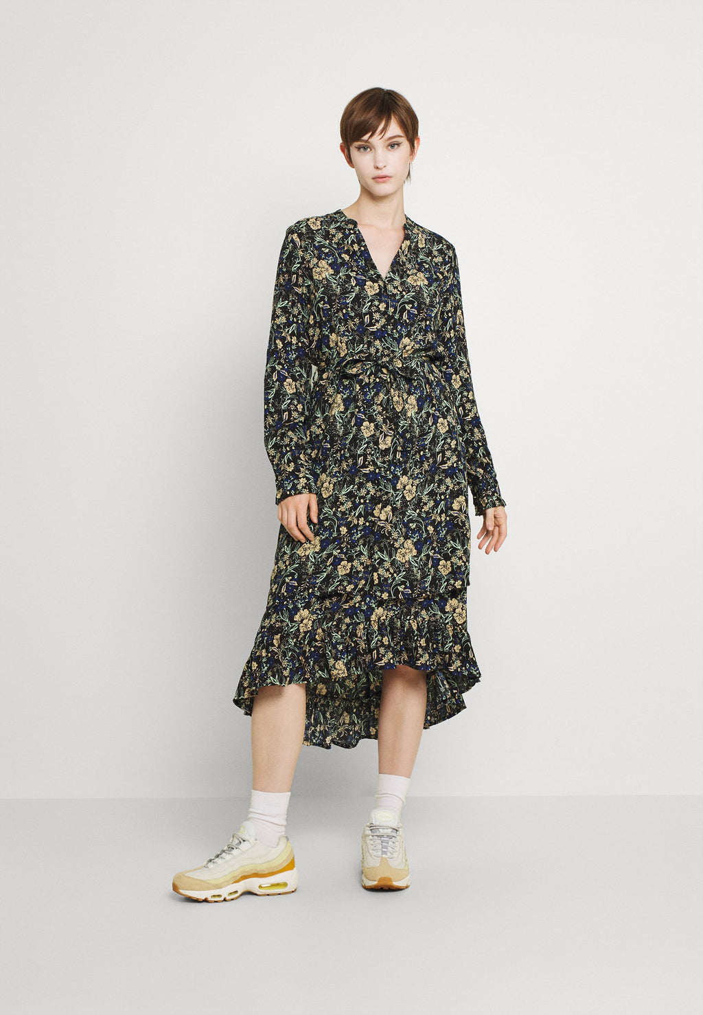 Pieces PCFLOELLE SHIRT DRESS SET