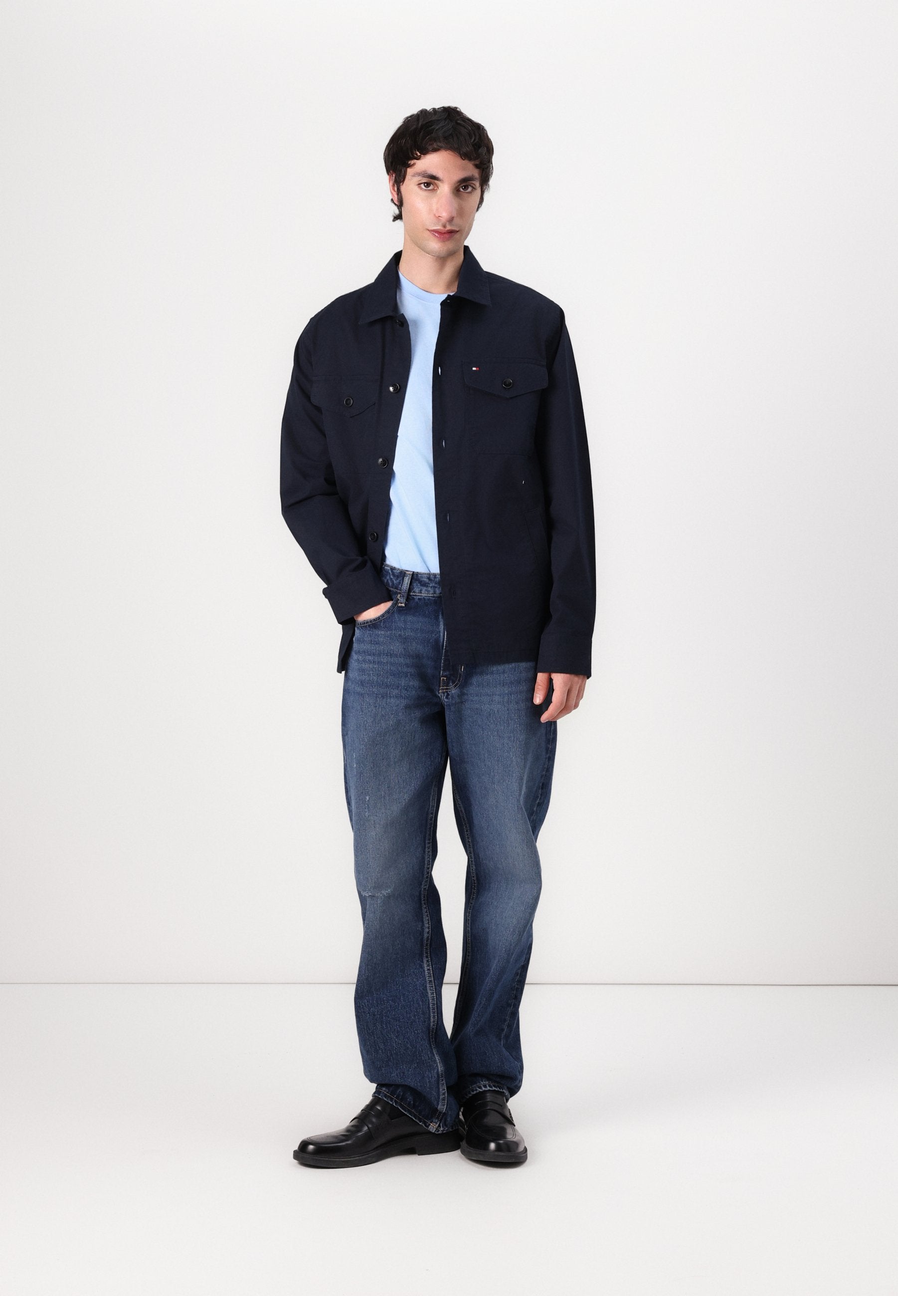 SHIRT JACKET Media 2